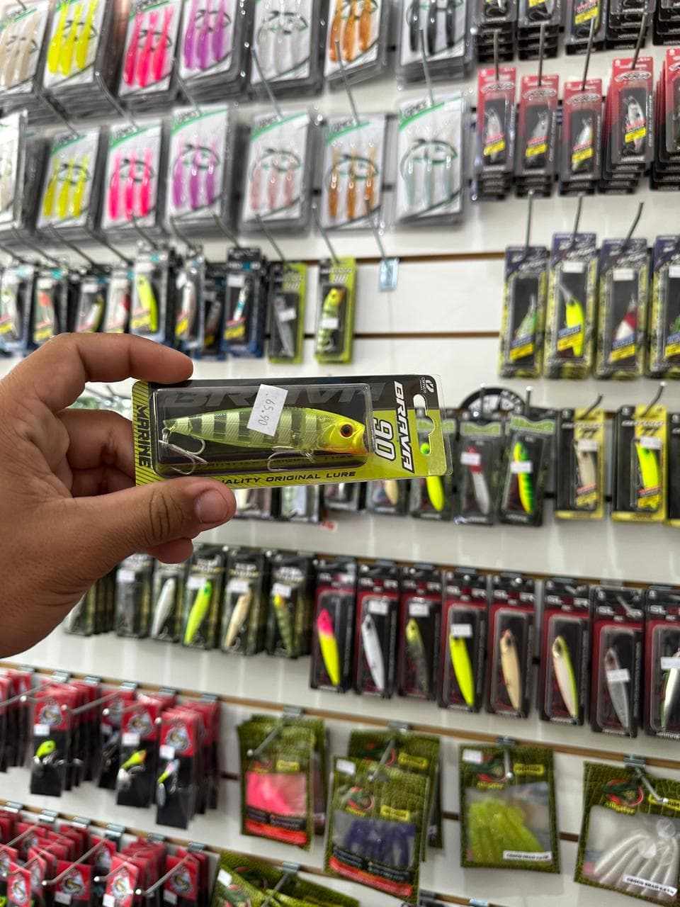 Imagem do produto Isca Marine Sports Brava 90mm 11g Meia Água (diversas Cores)